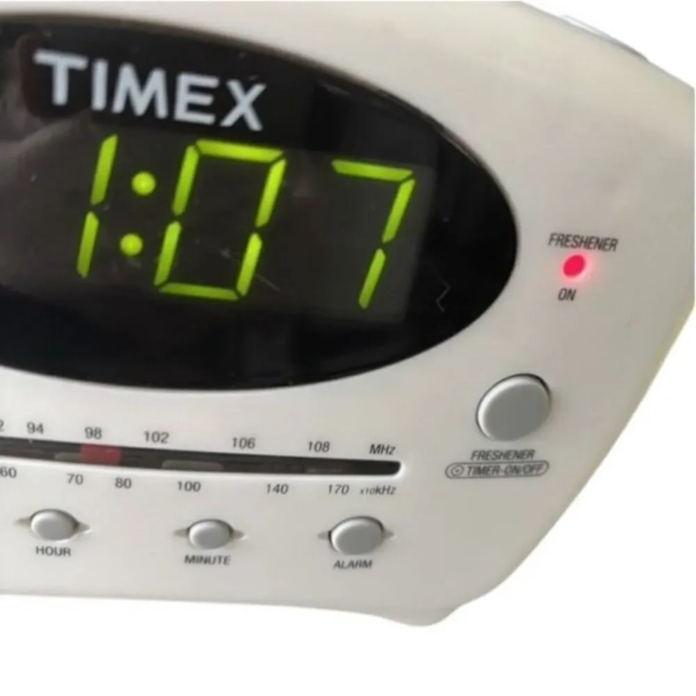 Timex Air Freshener Nature Sounds Model T244W Clock Radio